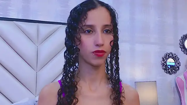 EimySanchez online show from 02-11-26, 07:19