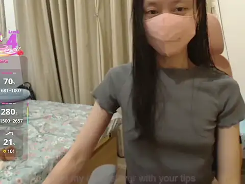 Lil-Cherries online show from 12-16-25, 11:37