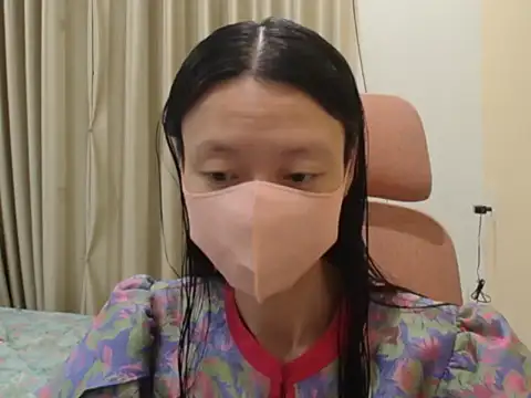 Lil-Cherries online show from 01-09-26, 05:04