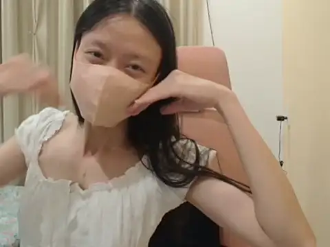 Lil-Cherries online show from 02-03-26, 02:44