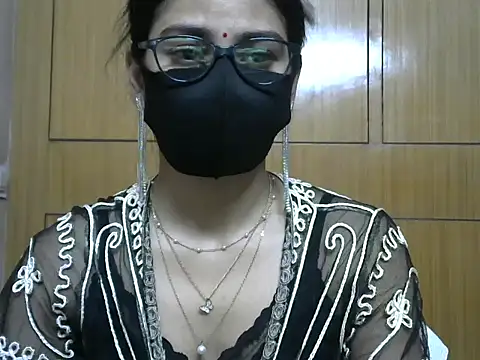 Fairy Pie online show from 04-27-26, 06:50