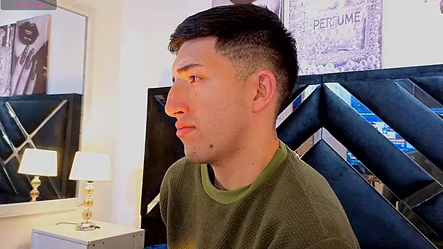 Un Sluttyy online show from 04-18-26, 11:25