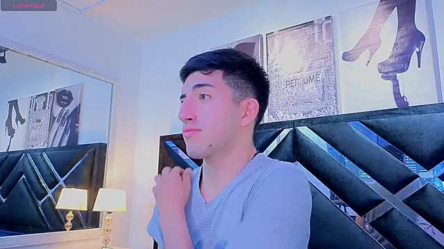 Un Sluttyy online show from 04-24-26, 11:56