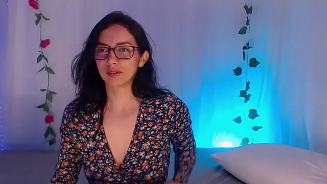 Belladonna lips online show from 06-10-26, 03:39