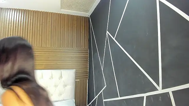 ZarinaWynne online show from 03-24-26, 01:16