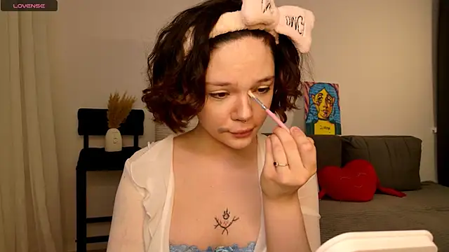 Snapshot of Sweety_cheeky chatting on 02-10-26, 03:32 Sweety cheeky online show from 02-10-26, 03:32