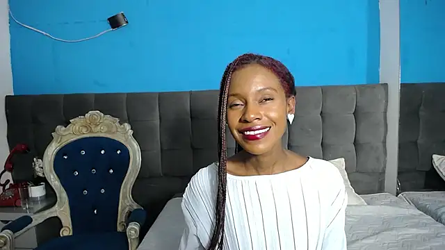 Aliis Love online show from 11-19-25, 08:25