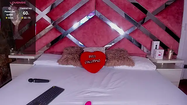 Lily Queen30 online show from 01-08-26, 08:11