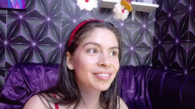 emilygrooe online show from 12-01-25, 10:48