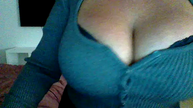 cleo094 online show from 11-20-25, 02:12