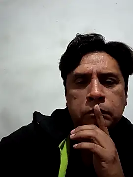 Snapshot of Jona6150 chatting on 11-07-25, 06:24 Jona6150 online show from 11-07-25, 06:24