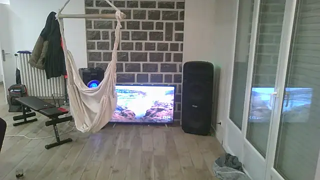 samia42 online show from 12-15-25, 10:25