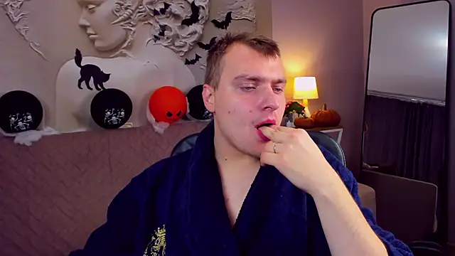 ArchieHolmes online show from 11-09-25, 04:00