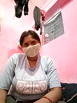 Snapshot of Janhvi_bhabhi_ji chatting on 12-02-25, 11:37 Janhvi bhabhi ji online show from 12-02-25, 11:37