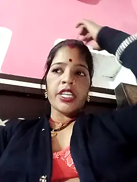 Snapshot of Hot_eras8 chatting on 11-14-25, 04:17 Hot eras8 online show from 11-14-25, 04:17