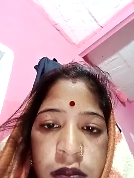 Snapshot of Hot_eras8 chatting on 11-19-25, 12:32 Hot eras8 online show from 11-19-25, 12:32