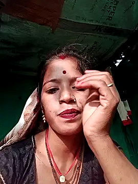 Snapshot of Hot_eras8 chatting on 11-21-25, 03:05 Hot eras8 online show from 11-21-25, 03:05