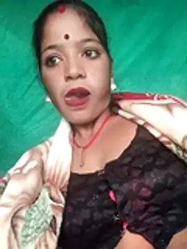 Snapshot of Hot_eras8 chatting on 11-25-25, 02:11 Hot eras8 online show from 11-25-25, 02:11