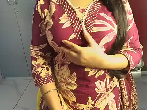 SIMRAN DHILON online show from 11-08-25, 05:18