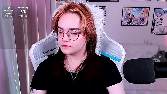 Lily  Evans online show from 03-04-26, 03:56