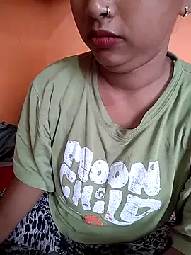 Sexy Divya   online show from 04-29-26, 01:53