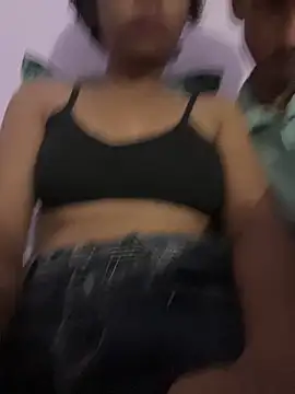 Snapshot of horny_sanya_cpl chatting on 11-08-25, 10:04 horny sanya cpl online show from 11-08-25, 10:04