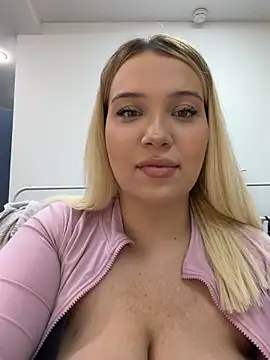 KilianaNoir online show from 02-15-26, 07:51