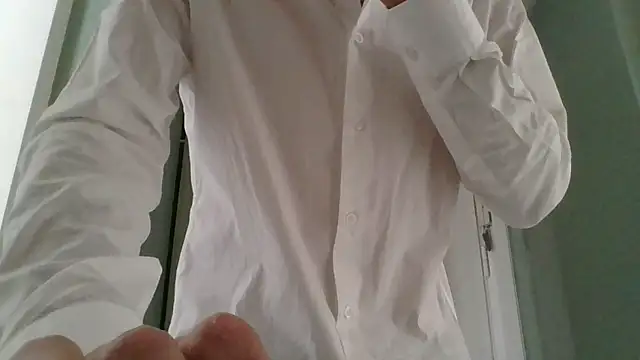 Snapshot of CuteDaddy92 chatting on 11-24-25, 09:20 CuteDaddy92 online show from 11-24-25, 09:20