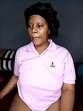 Emmylove-xr25 online show from 11-18-25, 06:40