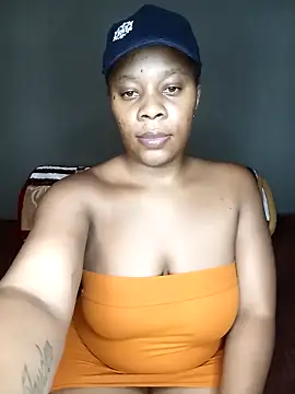 Emmylove-xr25 online show from 11-28-25, 06:32