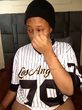 Emmylove-xr25 online show from 04-25-26, 04:15