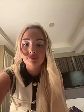 xxhanxx86593 online show from 11-07-25, 04:07