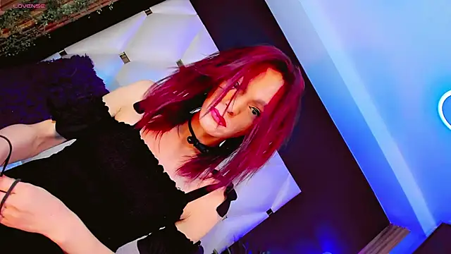 AnnaRouseQueen online show from 04-21-26, 07:50