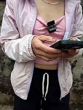 Lynn-122 online show from 04-18-26, 10:30