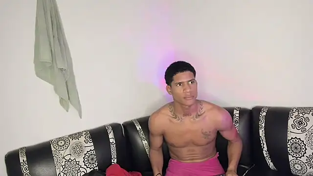 JUANBIGCOCK21CM online show from 04-17-26, 06:11