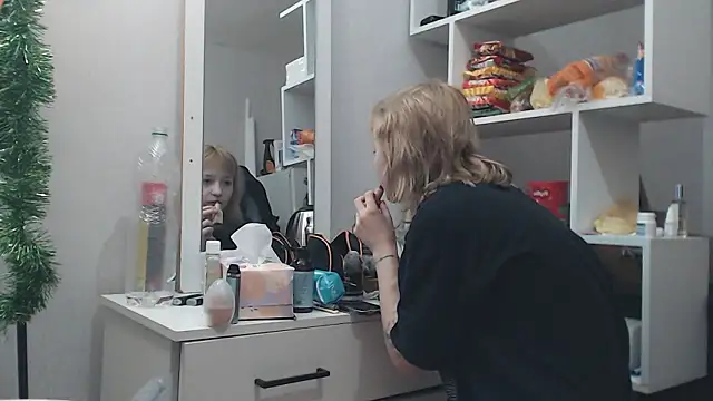 Snapshot of angelsofpornn chatting on 01-19-26, 02:43 angelsofpornn online show from 01-19-26, 02:43