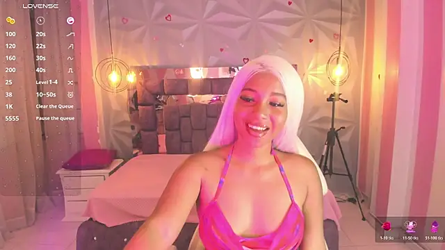 Snapshot of Saloome_collins chatting on 11-12-25, 04:46 Saloome collins online show from 11-12-25, 04:46