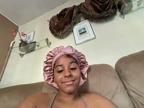 Nicolitalalinda online show from 03-20-26, 08:25