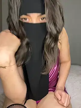 dinaaarich11 online show from 04-01-26, 11:24