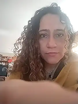 Snapshot of MystiKa_17 chatting on 11-08-25, 03:12 MystiKa 17 online show from 11-08-25, 03:12