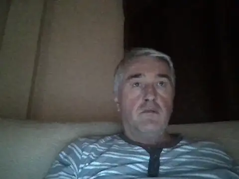 Snapshot of Cumlover5534 chatting on 11-30-25, 09:24 Cumlover5534 online show from 11-30-25, 09:24