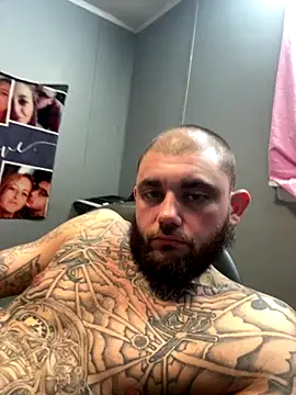 Snapshot of trickydickydaddy chatting on 11-29-25, 10:51 trickydickydaddy online show from 11-29-25, 10:51