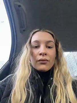 SashaCatt online show from 04-25-26, 09:45