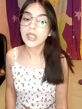 Camicam 04 online show from 11-10-25, 02:10