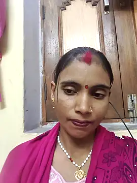 manishakapoor online show from 11-08-25, 01:44