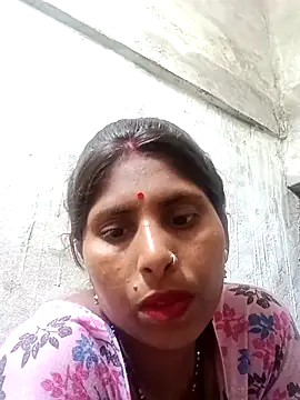 Snapshot of Maya_mohni chatting on 06-12-26, 08:02 Maya mohni online show from 06-12-26, 08:02