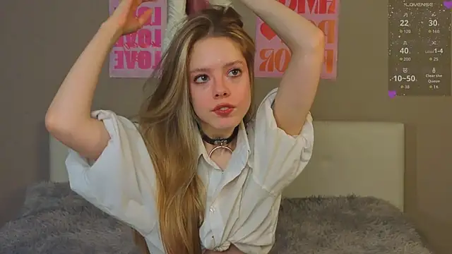 TiffinyMergist online show from 01-06-26, 06:44