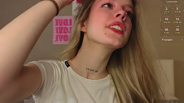 TiffinyMergist online show from 02-10-26, 08:35