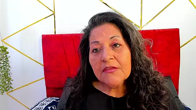 Snapshot of Victoriaa_Anderson chatting on 12-17-25, 02:06 Victoriaa Anderson online show from 12-17-25, 02:06