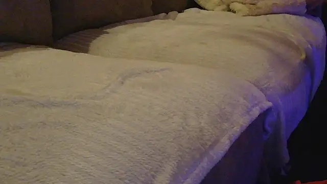 lorenarowena online show from 02-09-26, 08:24